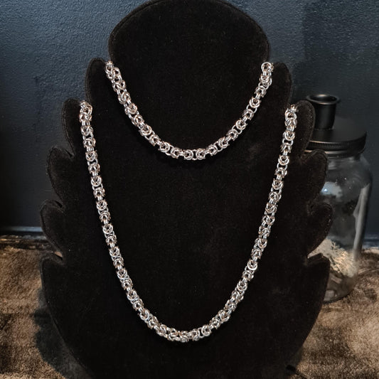 Handmade Stainless Steel Byzantine Chainmail Necklace: Gothic Unisex Jewelry